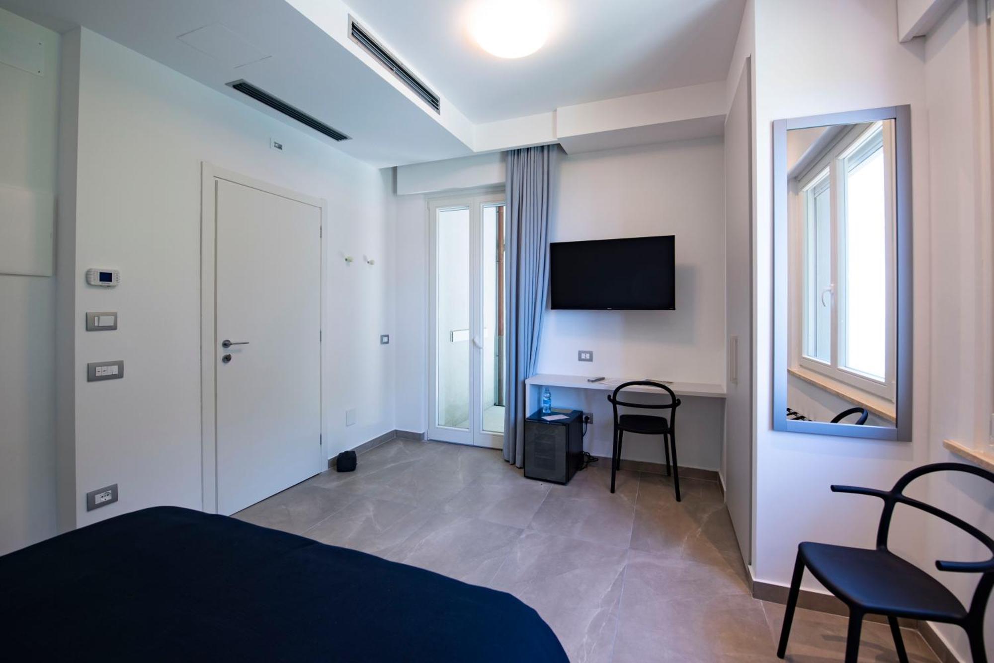 Le Relais Du Lierre Hotel Poggio  Bilik gambar