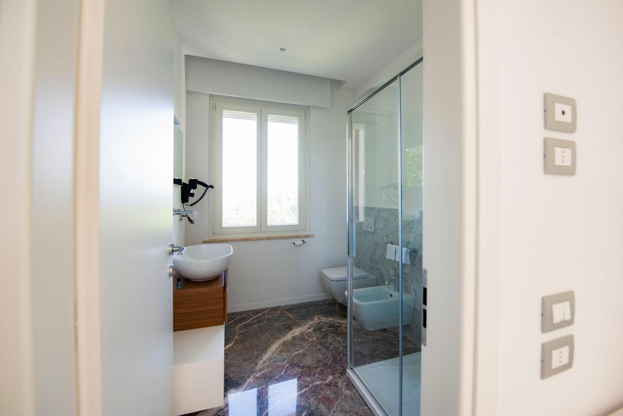 Le Relais Du Lierre Hotel Poggio  Bilik gambar