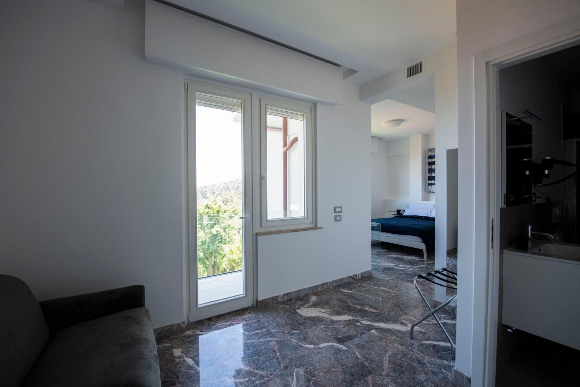 Le Relais Du Lierre Hotel Poggio  Bilik gambar
