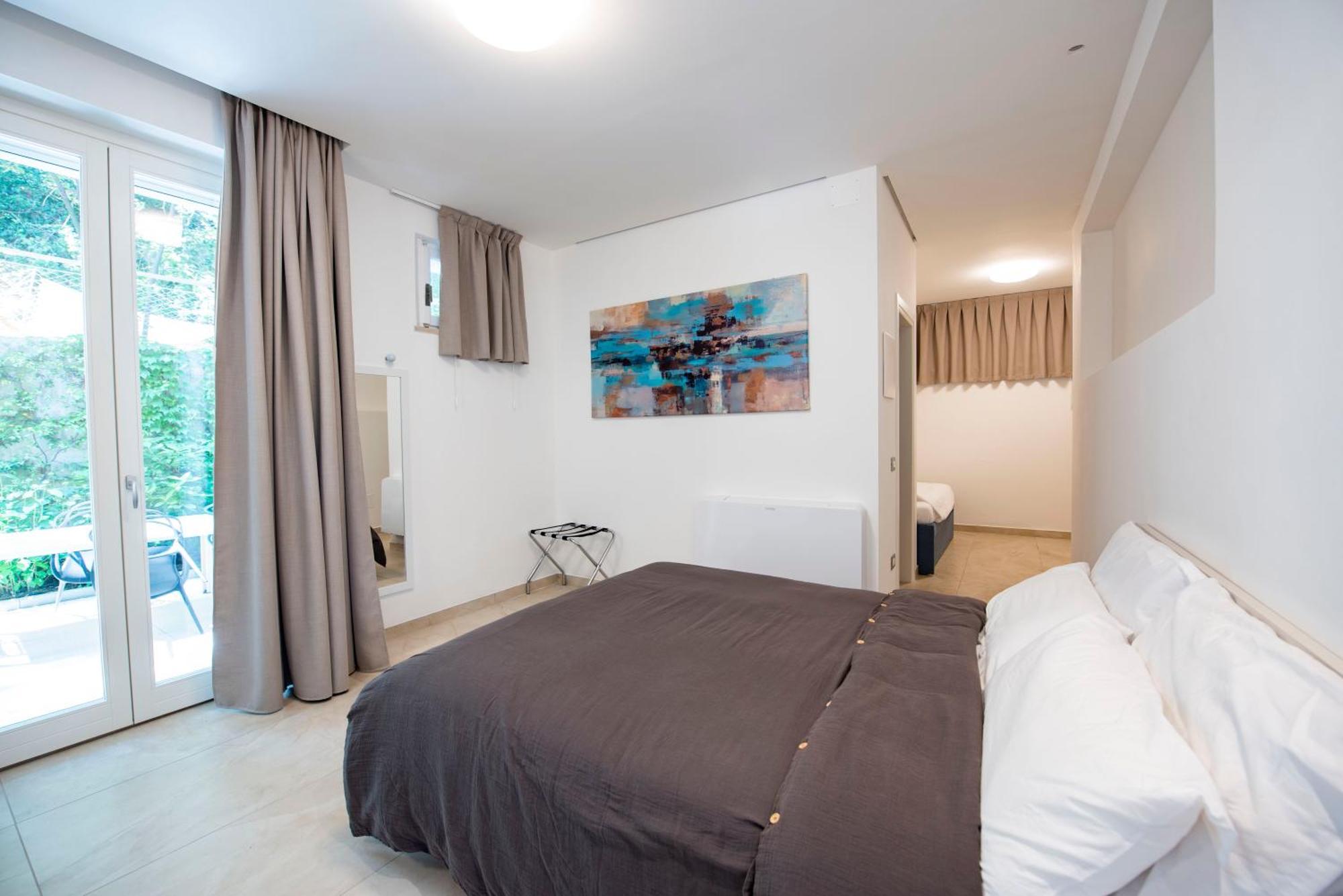 Le Relais Du Lierre Hotel Poggio  Bilik gambar